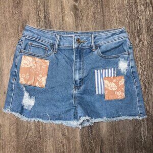 So Juniors High-Rise Shortie Jean Shorts Size 7/28W Distressed Stretch w/Patches